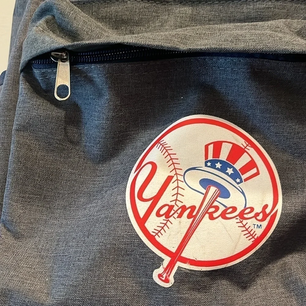 New York Yankees backpack.  MLB.  Baseball.  Dark grey